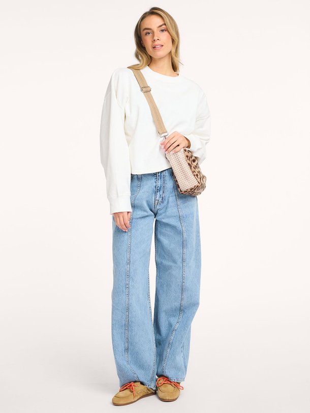 Ontdek de Franto katoenen sweater van Bellerose in de kleur Off-white bij Orangebag. Op werkdagen voor 21:45 besteld, morgen in huis.