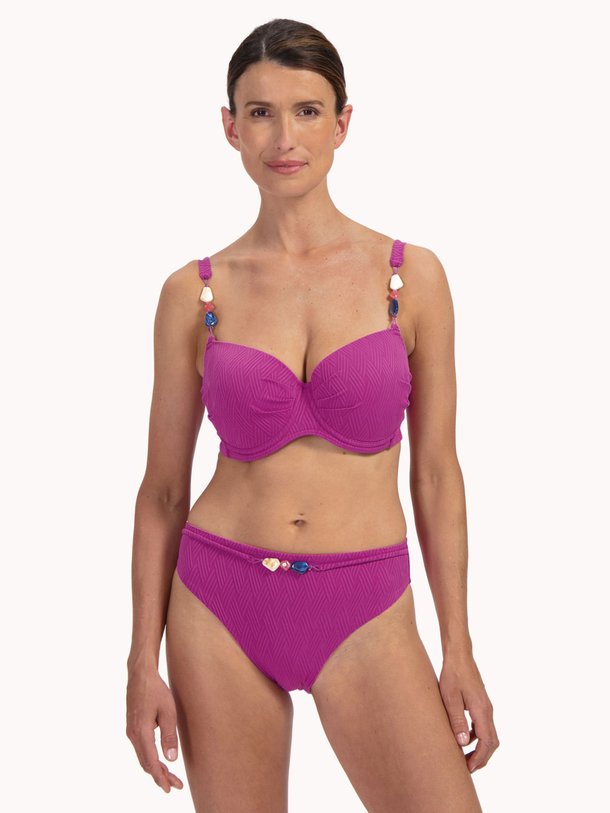 Ontdek de Texture Viola voorgevormde bikinitop van Cyell in de kleur Fuchsia bij Orangebag. Op werkdagen voor 21:45 besteld, morgen in huis.