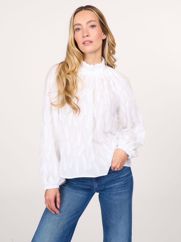 Ontdek de Dumonda katoenmix top met franjes van Drykorn in de kleur off-white bij Orangebag. Op werkdagen voor 21:45 besteld, morgen in huis.