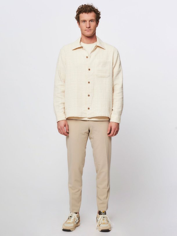 Ontdek de Smithy viscosemix broek van Samsoe Samsoe in de kleur zand bij Orangebag. Op werkdagen voor 21:45 besteld, morgen in huis.