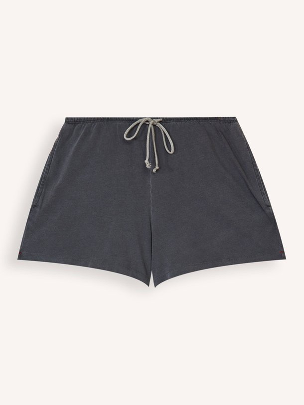 Ontdek de Cassie katoenen short van Xirena in de kleur antraciet bij Orangebag. Op werkdagen voor 21:45 besteld, morgen in huis.
