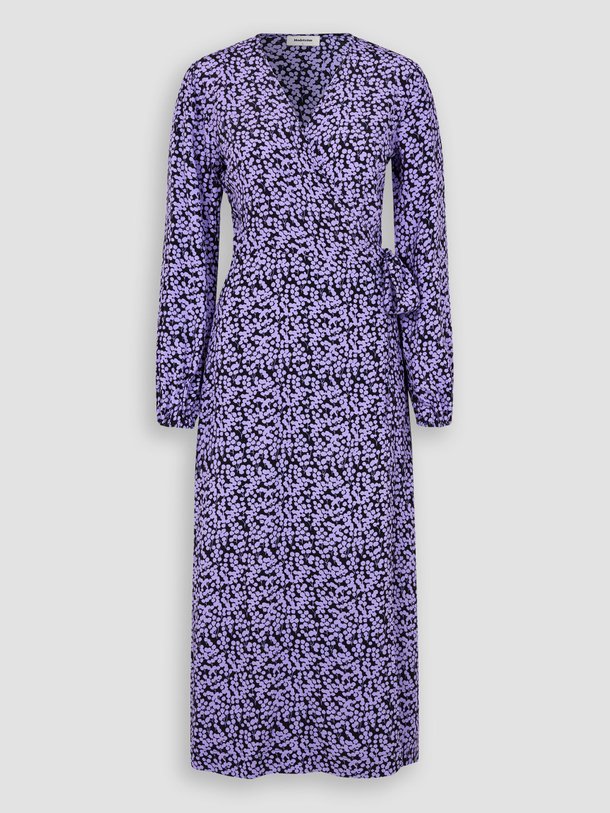 Ontdek de Chesli viscose overslagjurk met print van Modstrom in de kleur paars bij Orangebag. Op werkdagen voor 21:45 besteld, morgen in huis.