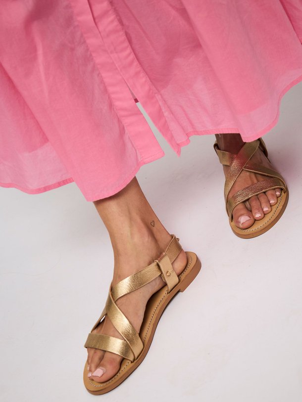 Ontdek de Laura lederen metallic sandalen van Ivylee Copenhagen in de kleur goudkleur bij Orangebag. Op werkdagen voor 21:45 besteld, morgen in huis.
