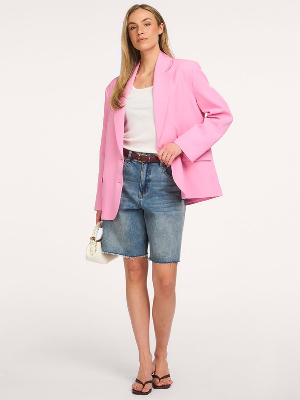 Ontdek de ladies woven rich oversized blazer van Alix The Label bij Orangebag. Op werkdagen voor 21:45 besteld, morgen in huis.