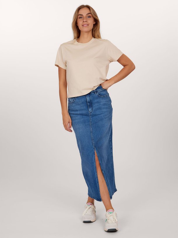 Ontdek de Sis denim rok van By-Bar in de kleur blauw bij Orangebag. Op werkdagen voor 21:45 besteld, morgen in huis.