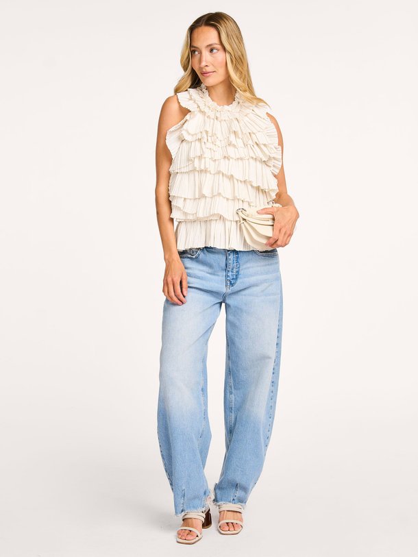 Ontdek de X Quinty Geweven plissé top van Summum in de kleur off-white bij Orangebag. Op werkdagen voor 21:45 besteld, morgen in huis.