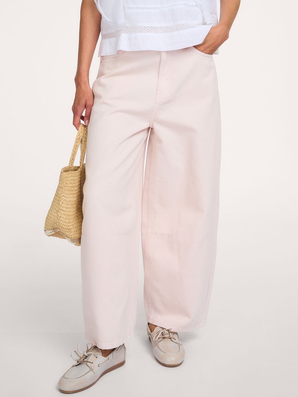 Ontdek de Reece Trousers van Second Female bij Orangebag. Op werkdagen voor 21:45 besteld, morgen in huis.