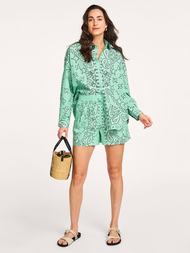 Ontdek de Hissels katoenen short met print van Essentiel Antwerp in de kleur turquoise bij Orangebag. Op werkdagen voor 21:45 besteld, morgen in huis.