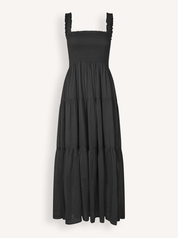 Lollys Laundry NudaLL Maxi Dress SL online kopen | Orangebag Shop de Lollys Laundry NudaLL Maxi Dress SL bij Orangebag. Deze zwarte maxi jurk heeft een prachtig gesmokt lijfje en een luchtige pasvorm. Ideaal voor zonnige dagen.