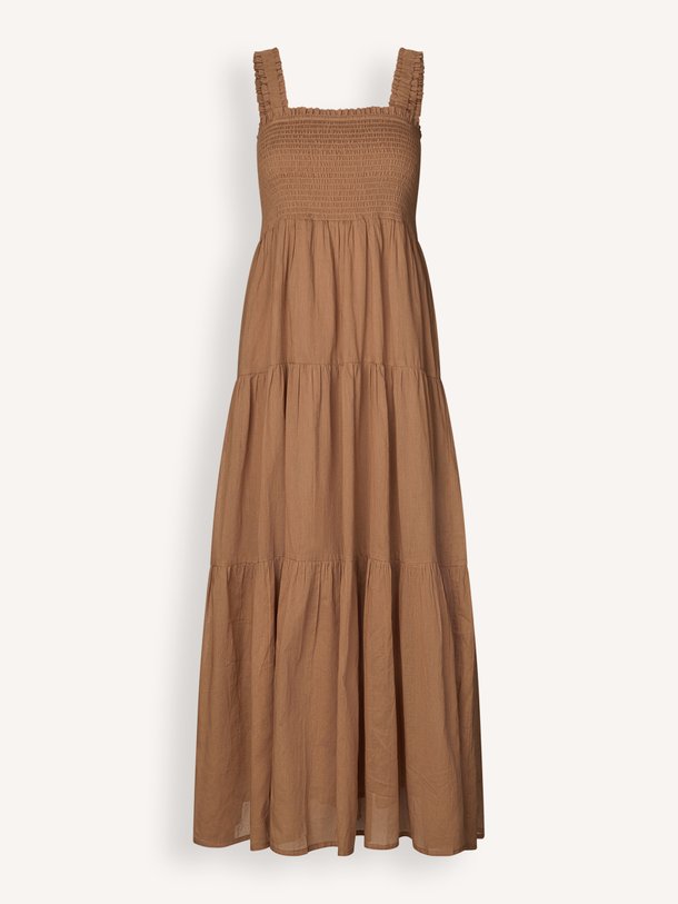 Lollys Laundry NudaLL Maxi Dress SL online kopen | Orangebag Shop de Lollys Laundry NudaLL Maxi Dress SL bij Orangebag. Een zwierige bruine jurk van 100% katoen met een gesmokt lijfje. Perfect voor je vakantie.