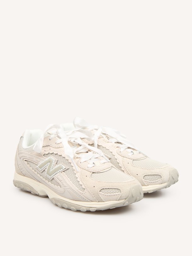 Ontdek de U204L2SZ van New Balance bij Orangebag. Op werkdagen voor 21:45 besteld, morgen in huis.
