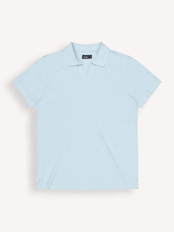 Ontdek de Alain katoenmix polo van Butcher of Blue in de kleur Lichtblauw bij Orangebag. Op werkdagen voor 21:45 besteld, morgen in huis.