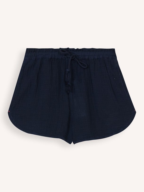 Ontdek de Starla katoenen seersucker short van Xirena in de kleur donkerblauw bij Orangebag. Op werkdagen voor 21:45 besteld, morgen in huis.