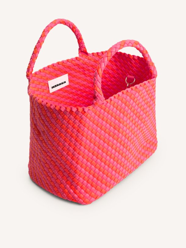Ontdek de Gevlochten handtas medium van Marrea in de kleur Roze bij Orangebag. Op werkdagen voor 21:45 besteld, morgen in huis.