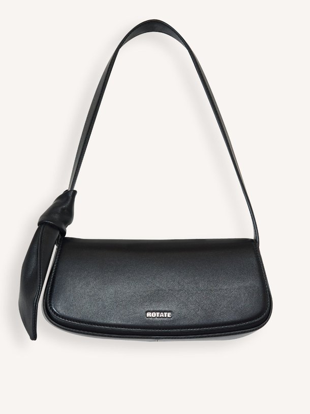 Ontdek de Lederen schoudertas van Rotate Birger Christensen in de kleur Zwart bij Orangebag. Op werkdagen voor 21:45 besteld, morgen in huis.