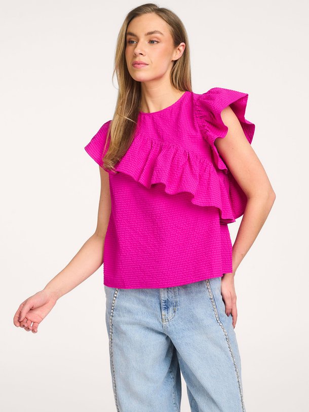 Ontdek de Joojoo geweven top van Essentiel Antwerp in de kleur Fuchsia bij Orangebag. Op werkdagen voor 21:45 besteld, morgen in huis.