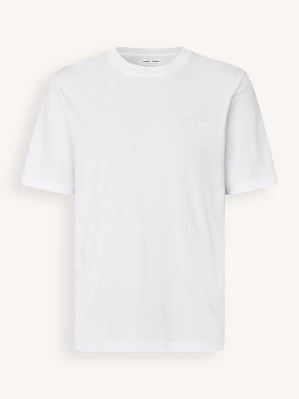 Ontdek de SAJESPER T-SHIRT 15318 van Samsoe Samsoe bij Orangebag. Op werkdagen voor 21:45 besteld, morgen in huis.