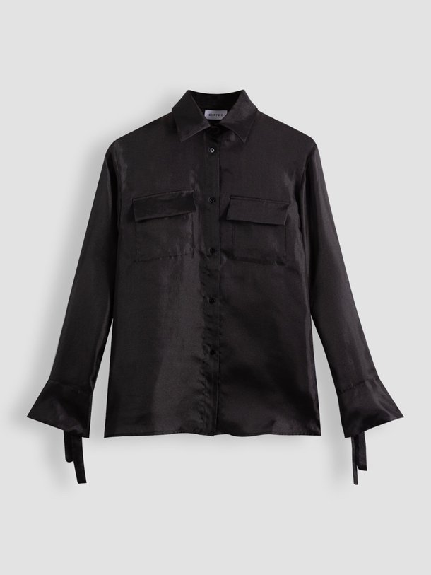 Ontdek de Sheer geweven organza blouse van Chptr-s in de kleur zwart bij Orangebag. Op werkdagen voor 21:45 besteld, morgen in huis.