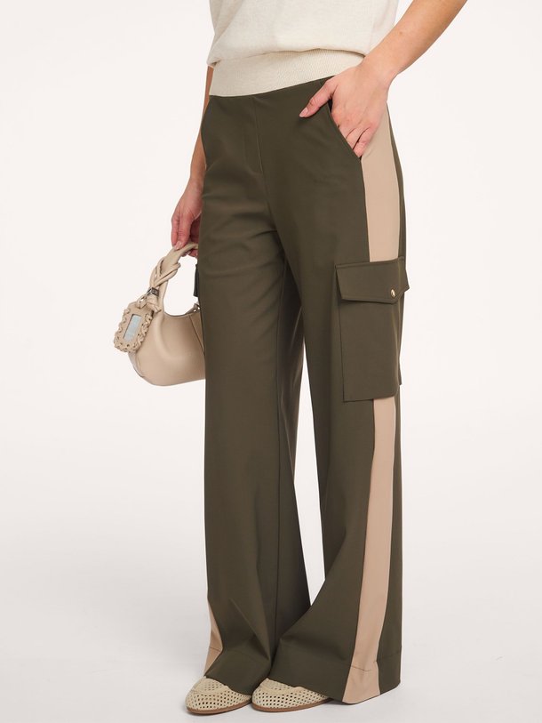 Ontdek de Lexie, heavy travel jersey cargo broek van Studio Anneloes bij Orangebag. Op werkdagen voor 21:45 besteld, morgen in huis.