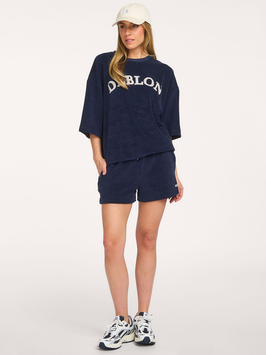 Ontdek de Maren Shorts van Deblon bij Orangebag. Op werkdagen voor 21:45 besteld, morgen in huis.