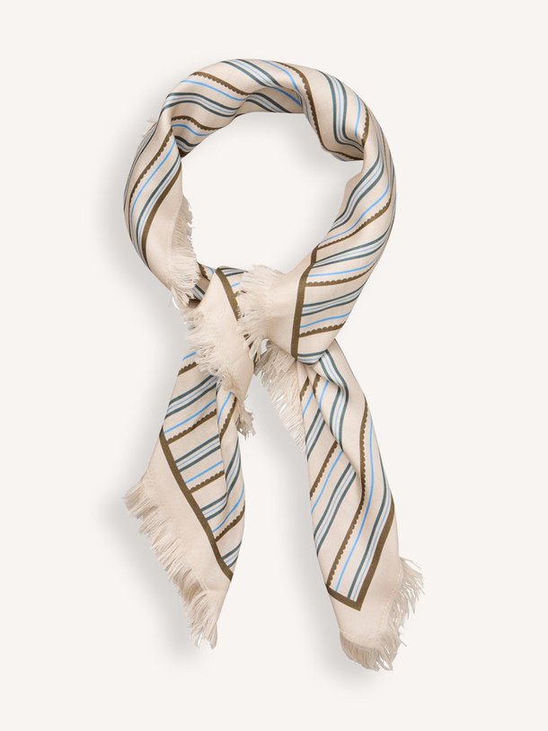 Ontdek de Sia zijden sjaal van Becksondergaard in de kleur Crème bij Orangebag. Op werkdagen voor 21:45 besteld, morgen in huis.