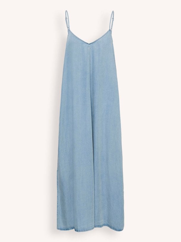 Ontdek de NellyMW Strap Dress van My Essential Wardrobe bij Orangebag. Op werkdagen voor 21:45 besteld, morgen in huis.