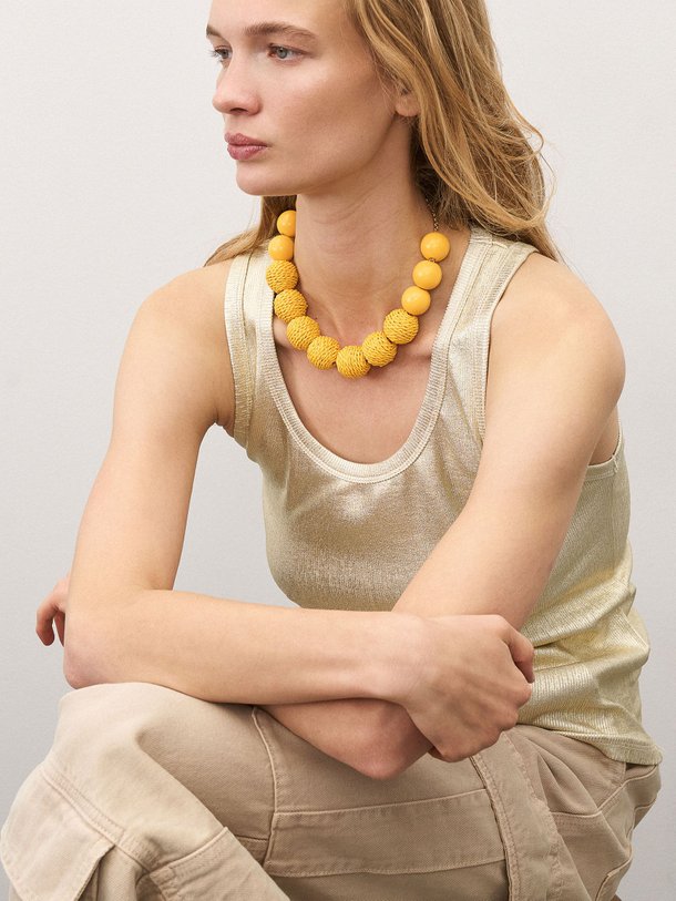 Ontdek de Vergulde halsketting met kralen van Vanessa Baroni in de kleur geel bij Orangebag. Op werkdagen voor 21:45 besteld, morgen in huis.