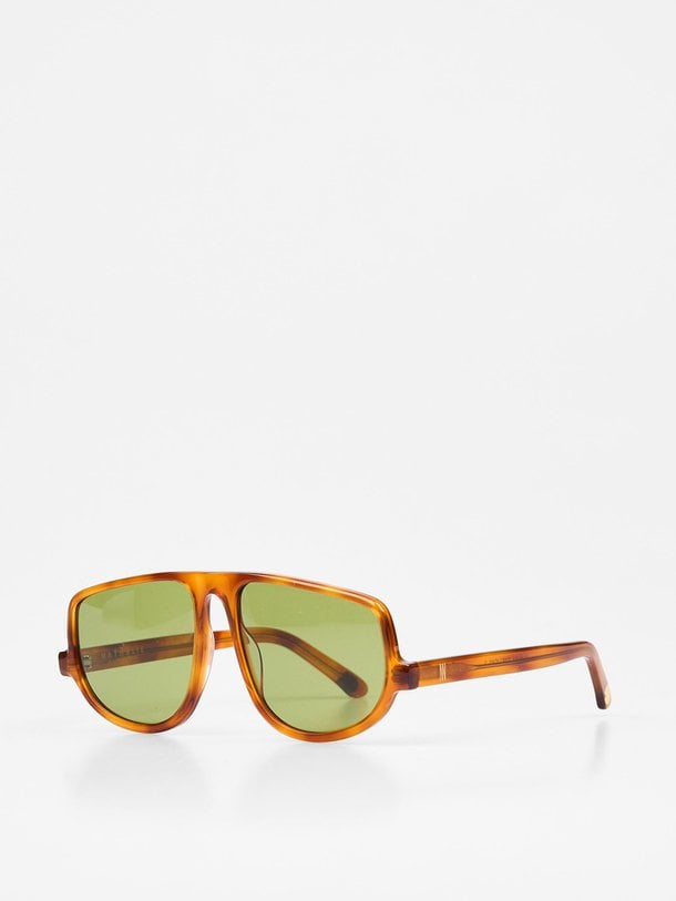 Ontdek de Felice zonnebril met vierkante glazen van Nathalie Vleeschouwer in de kleur bruin bij Orangebag. Op werkdagen voor 21:45 besteld, morgen in huis.