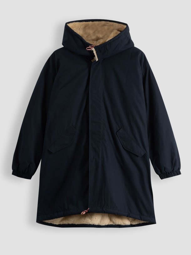 Ontdek de Laos katoenmix parka van Bellerose in de kleur donkerblauw bij Orangebag. Op werkdagen voor 21:45 besteld, morgen in huis.