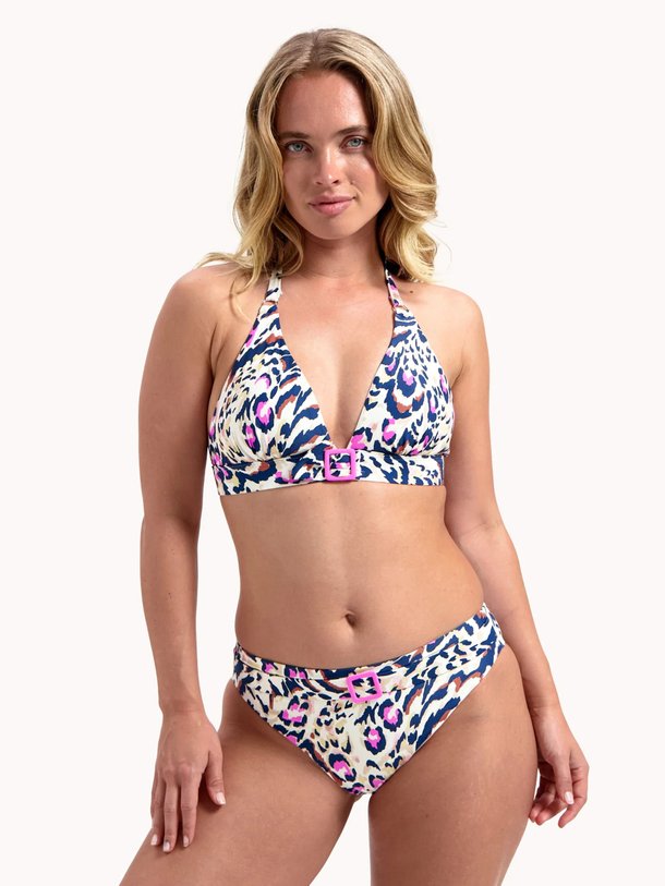 Ontdek de Wildlife voorgevormde bikinitop van Cyell in de kleur donkerblauw bij Orangebag. Op werkdagen voor 21:45 besteld, morgen in huis.