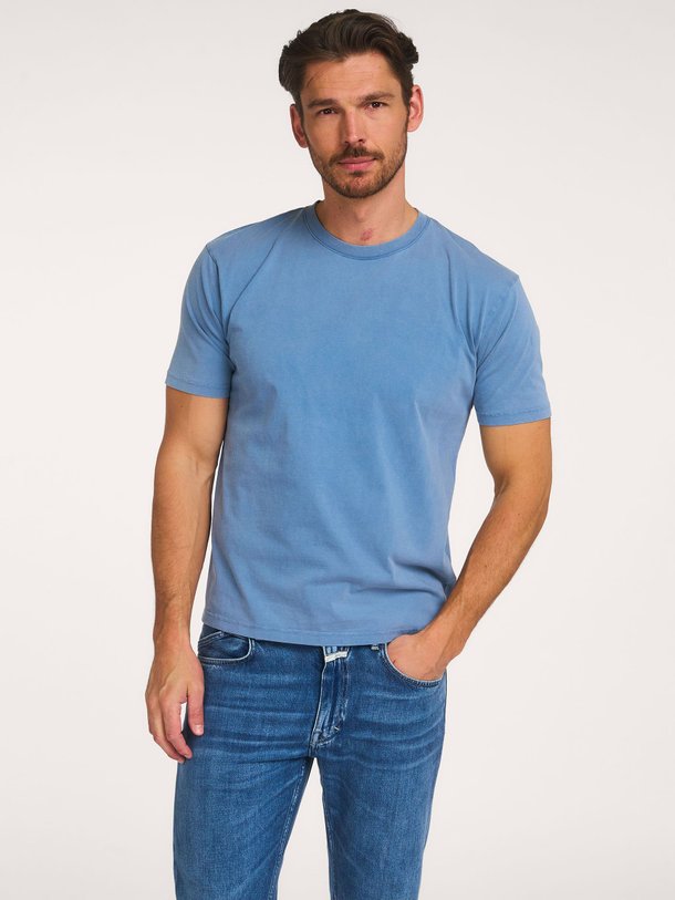 Ontdek de Organic cotton T-shirt van Colorful Standard in de kleur Blauw bij Orangebag. Op werkdagen voor 21:45 besteld, morgen in huis.