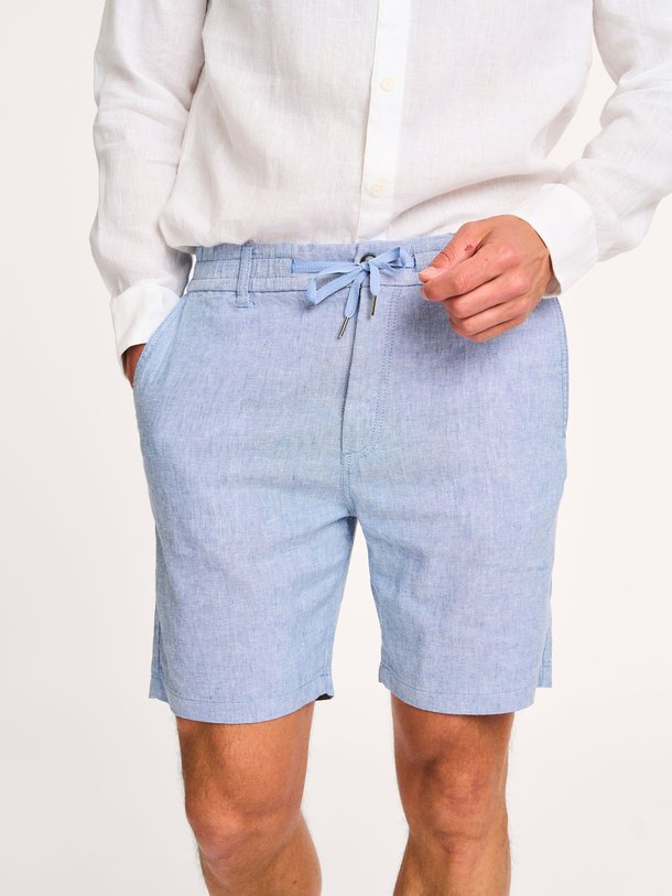 Ontdek de Linnenmix short van Boss in de kleur blauw bij Orangebag. Op werkdagen voor 21:45 besteld, morgen in huis.