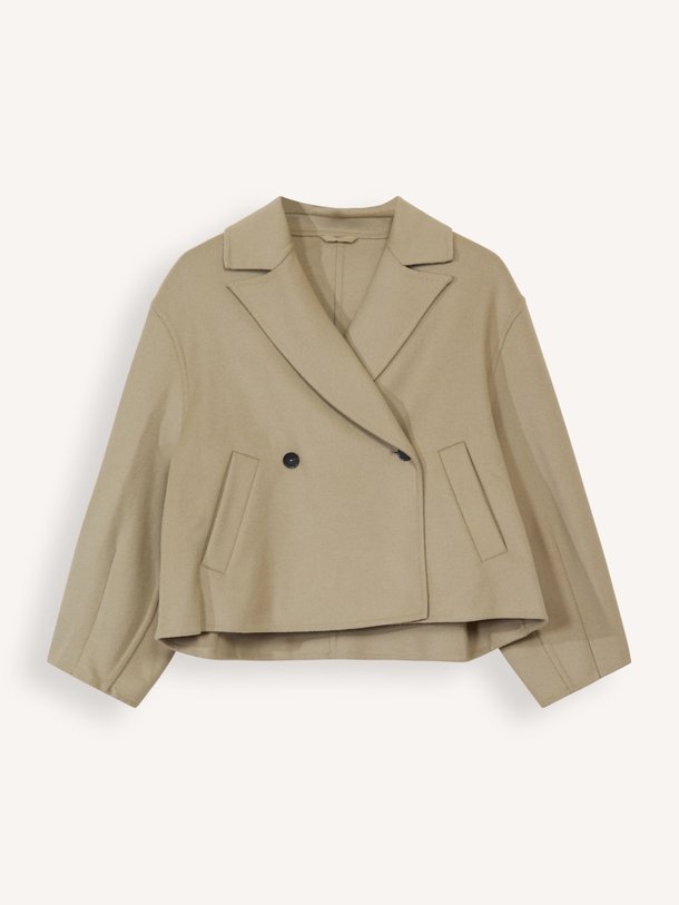 Ontdek de Wolmix korte mantel van Closed in de kleur zand bij Orangebag. Op werkdagen voor 21:45 besteld, morgen in huis.