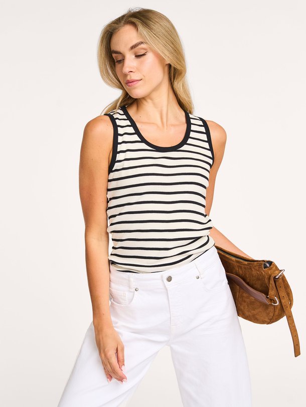 Ontdek de Amour organic cotton rib tanktop van Mads Norgaard in de kleur zwart bij Orangebag. Op werkdagen voor 21:45 besteld, morgen in huis.