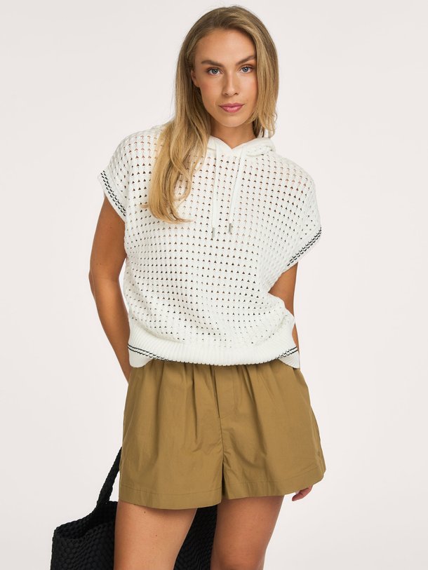 Ontdek de MORALES SHORT 2.5 van Varley bij Orangebag. Op werkdagen voor 21:45 besteld, morgen in huis.