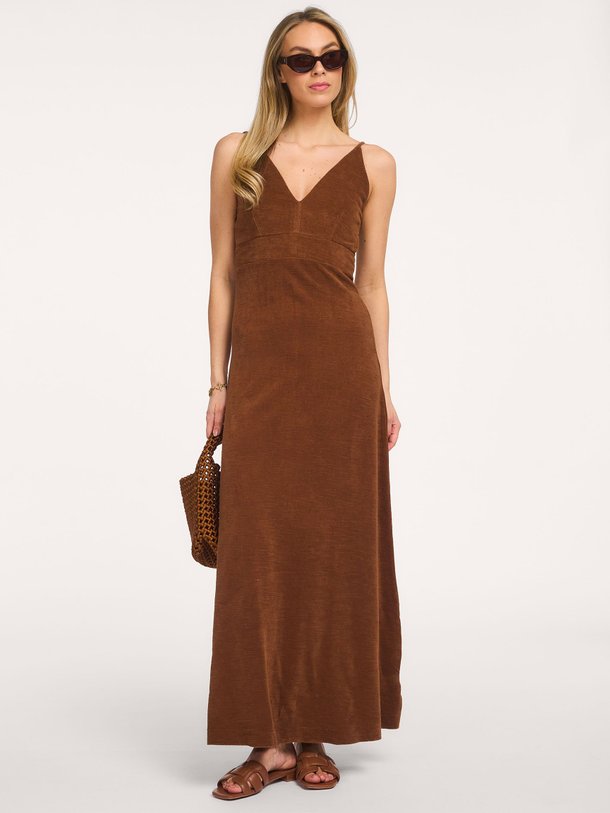 Ontdek de Katoenen badstof maxi jurk van Speezys in de kleur Bruin bij Orangebag. Op werkdagen voor 21:45 besteld, morgen in huis.