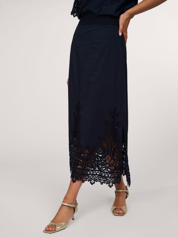 Ontdek de Karlyn katoen/zijdemix rok met kant van Ulla Johnson in de kleur zwart bij Orangebag. Op werkdagen voor 21:45 besteld, morgen in huis.