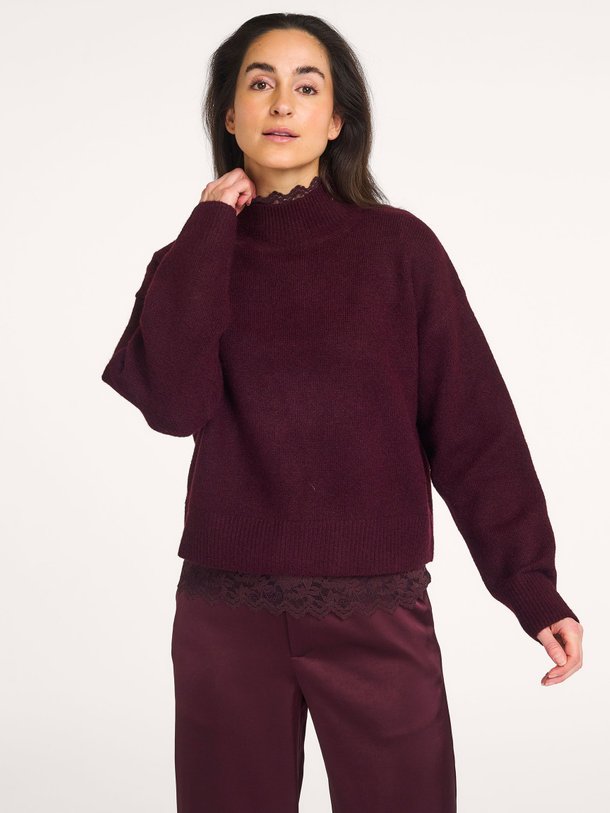 Ontdek de Paulina wolmix trui van Neo Noir in de kleur Bordeauxrood bij Orangebag. Op werkdagen voor 21:45 besteld, morgen in huis.