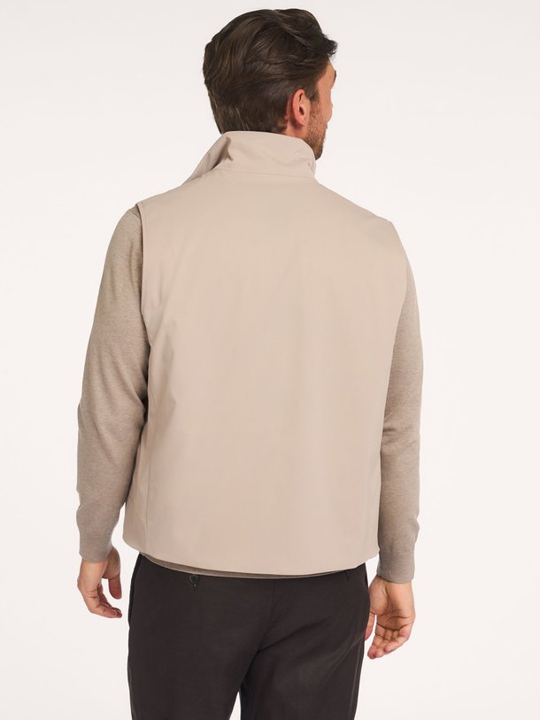 Ontdek de Geweven bodywarmer van Profuomo in de kleur Beige bij Orangebag. Op werkdagen voor 21:45 besteld, morgen in huis.