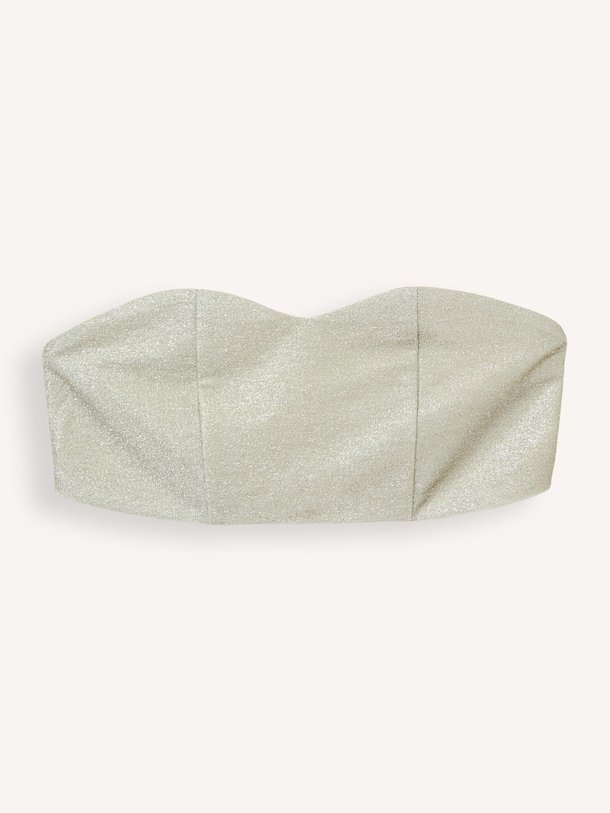 Ontdek de Alt fijngebreide lurex bandeau van Karma Koma in de kleur champagne bij Orangebag. Op werkdagen voor 21:45 besteld, morgen in huis.