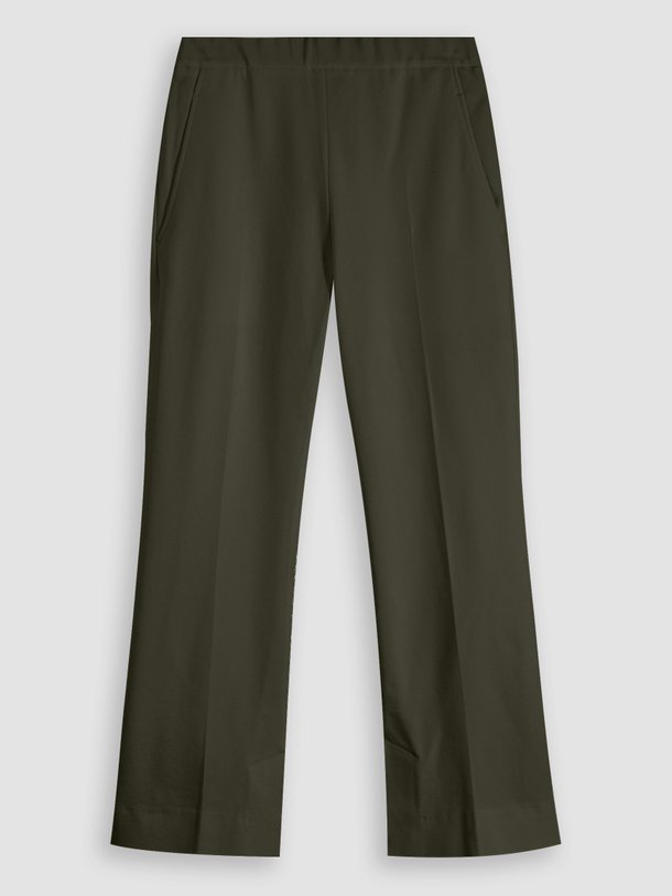 Ontdek de Juri viscosemix jersey broek van Graumann in de kleur olijfgroen bij Orangebag. Op werkdagen voor 21:45 besteld, morgen in huis.