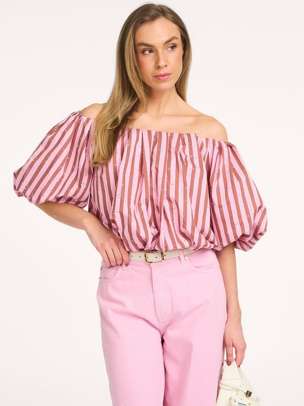 Ontdek de Jayjay katoenmix gestreepte body met strass van Essentiel Antwerp in de kleur Roze bij Orangebag. Op werkdagen voor 21:45 besteld, morgen in huis.