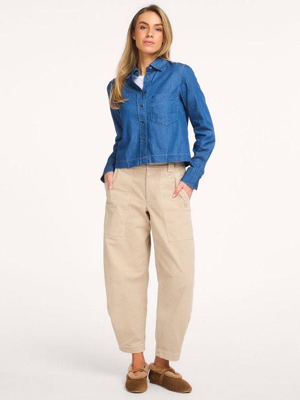 Ontdek de Denim blouse van Closed in de kleur Donkerblauw bij Orangebag. Op werkdagen voor 21:45 besteld, morgen in huis.