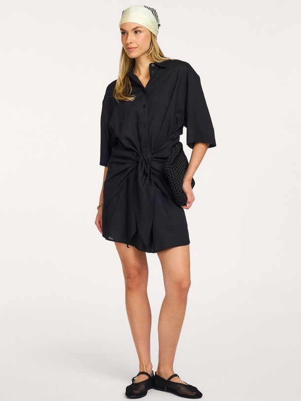 Ontdek de Laria Dress van Second Female bij Orangebag. Op werkdagen voor 21:45 besteld, morgen in huis.
