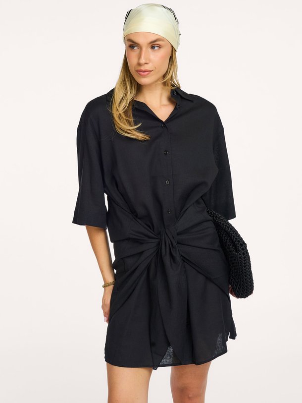 Ontdek de Laria Dress van Second Female bij Orangebag. Op werkdagen voor 21:45 besteld, morgen in huis.
