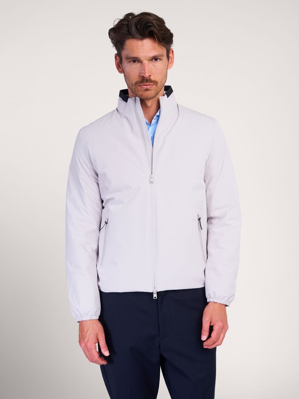 Ontdek de Technisch jack van Woolrich in de kleur lichtgrijs bij Orangebag. Op werkdagen voor 21:45 besteld, morgen in huis.