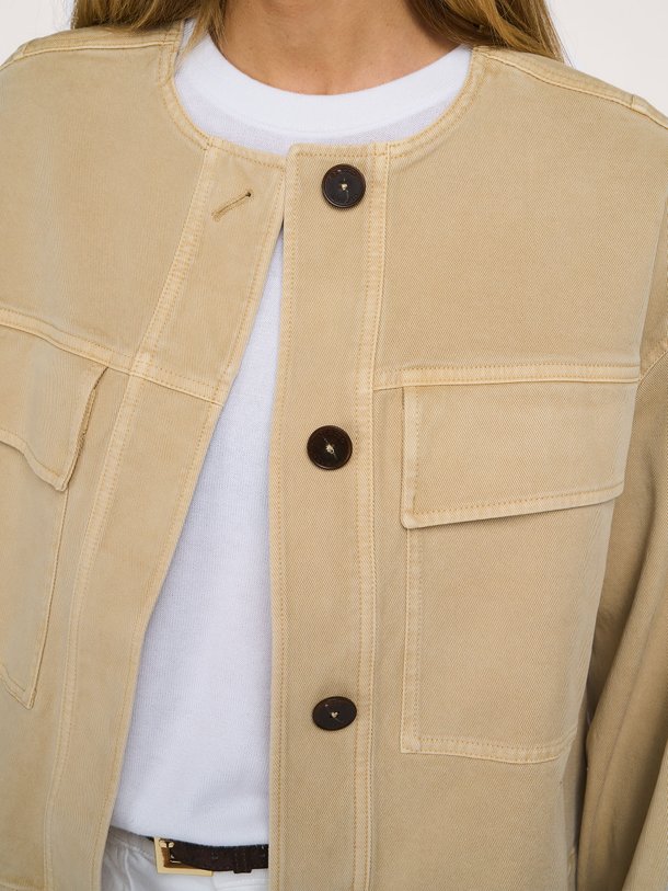 Closed Cropped Utility Jacket Ontdek de CROPPED UTILITY JACKET van Closed bij Orangebag. Op werkdagen voor 21:45 besteld, morgen in huis.