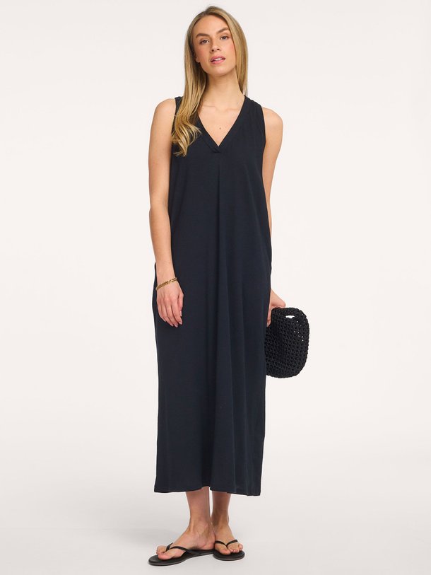 Ontdek de M497 katoen/linnenmix badstof jurk van Majestic Filatures in de kleur Donkerblauw bij Orangebag. Op werkdagen voor 21:45 besteld, morgen in huis.