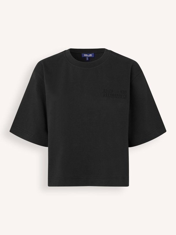 Ontdek de Jiana organic cotton logo T-shirt van Baum und Pferdgarten in de kleur zwart bij Orangebag. Op werkdagen voor 21:45 besteld, morgen in huis.