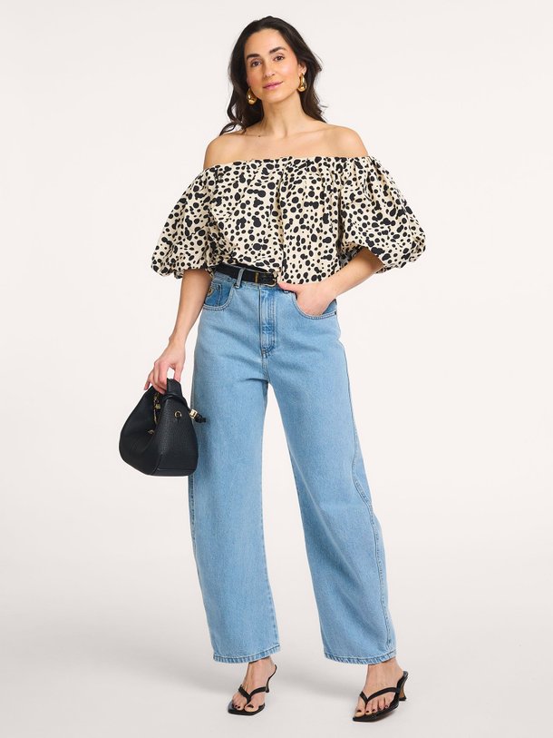 Ontdek de Jiny geweven off-shoulder body van Essentiel Antwerp in de kleur Off-white bij Orangebag. Op werkdagen voor 21:45 besteld, morgen in huis.